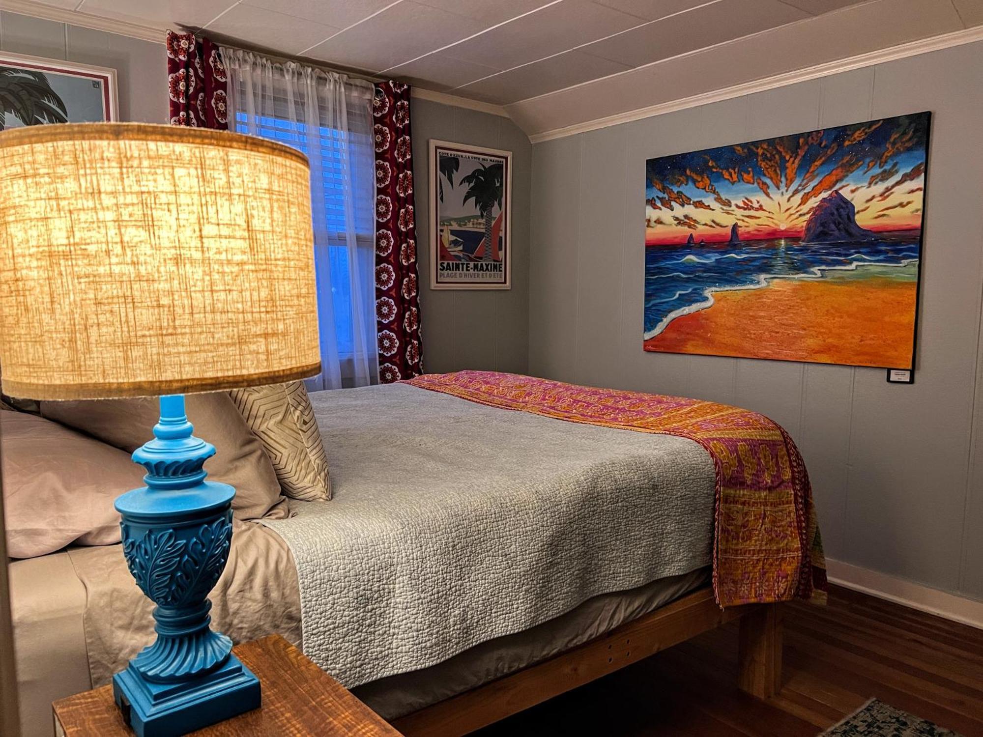Seafare Hotel Seaside Bagian luar foto